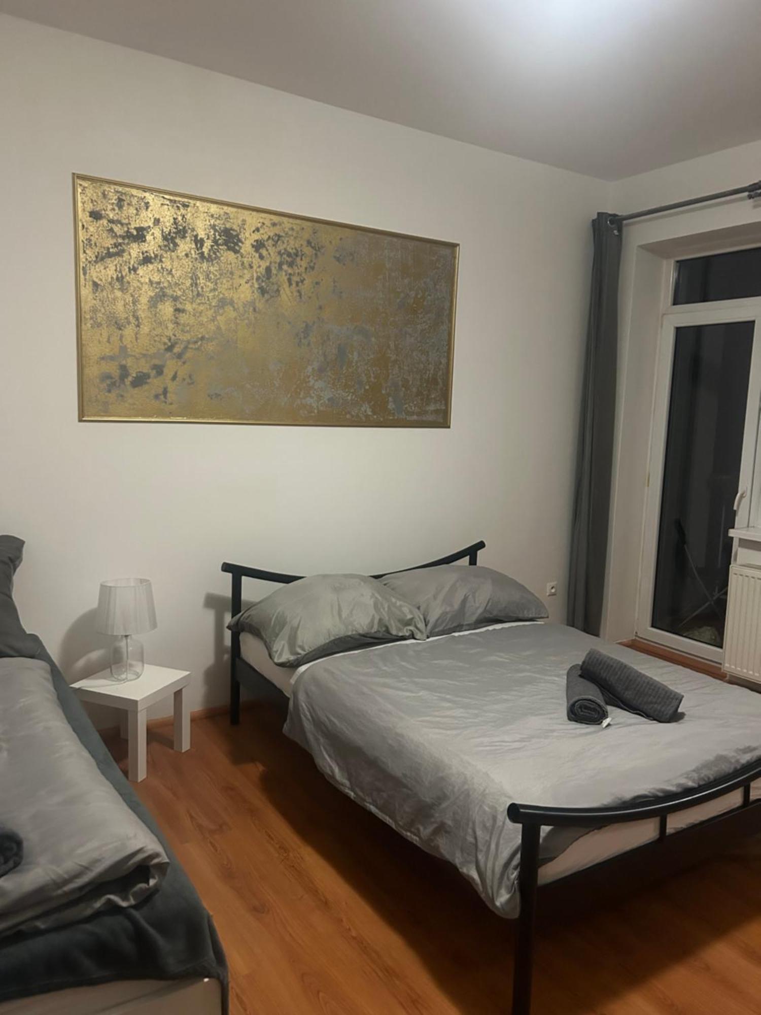 Plaza De Luxe Appartement Bratislava Buitenkant foto